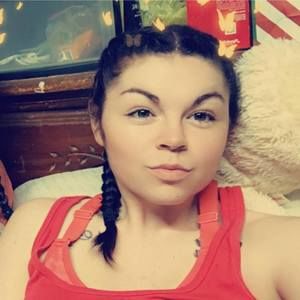 Meet your Posher, Lynette